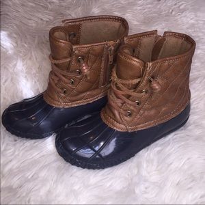 Girls Leather Duck Boots